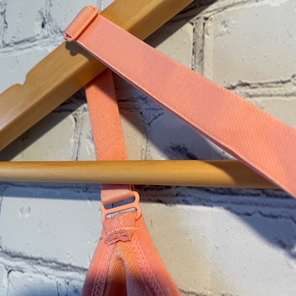 La Vie En Rose Sports bra - Picture 7 of 8